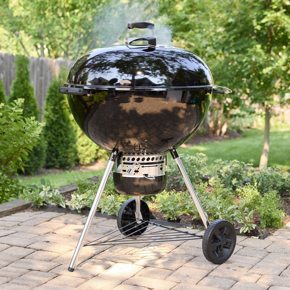 Weber 26” Master-Touch™ Charcoal Grill