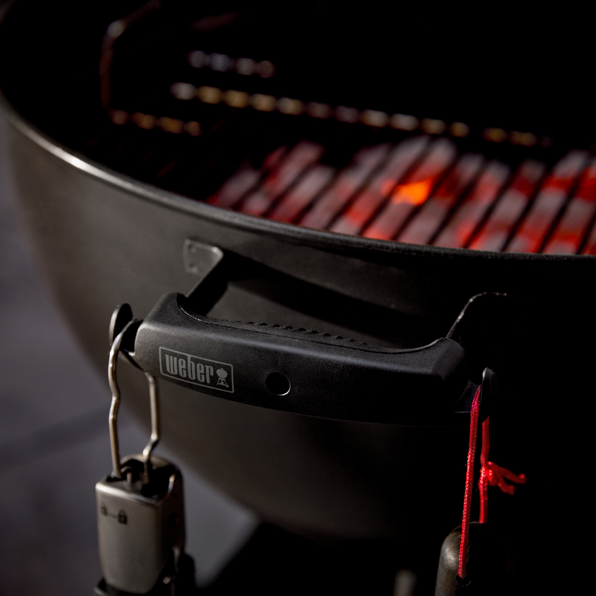 Weber 22” Original Kettle® Stealth® Edition Charcoal Grill