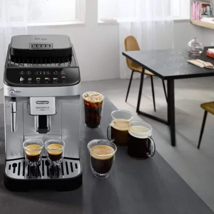De'Longhi Magnifica Evo Espresso Machine