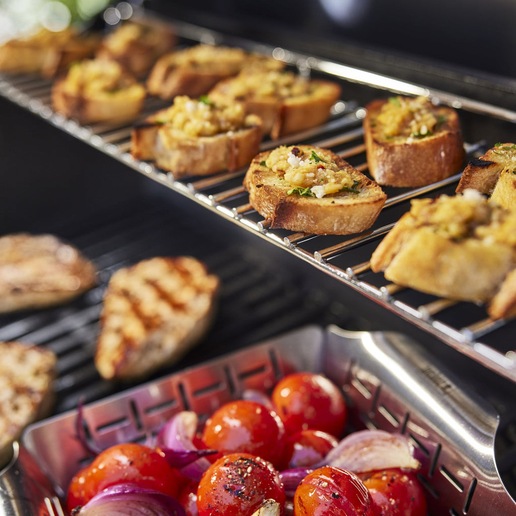 Weber Genesis E-415 Gas Grill